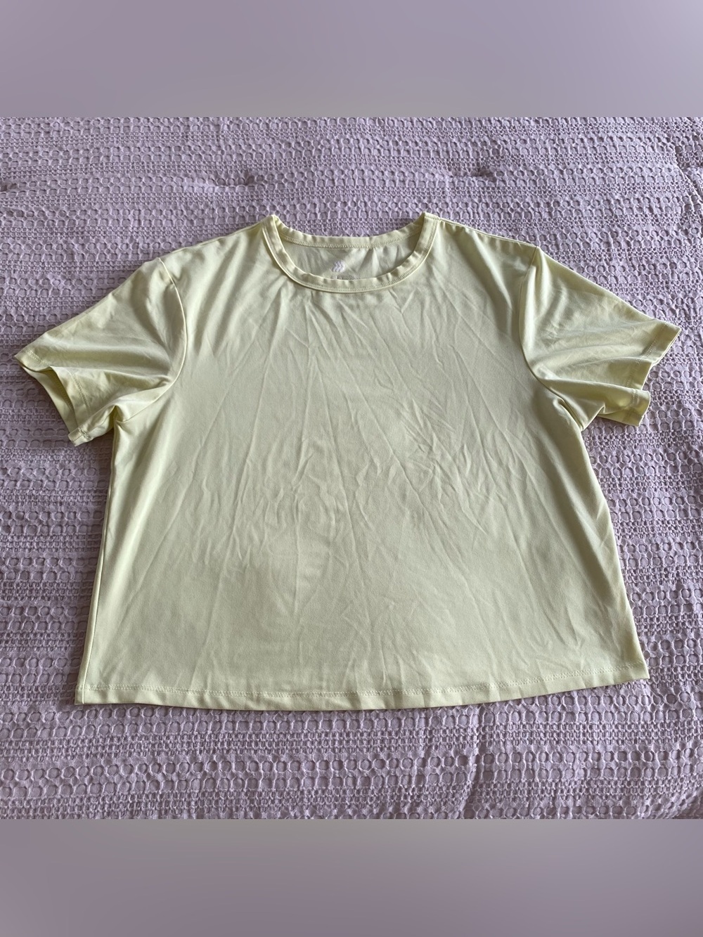 All in Motion Butter Yellow Crop T Shirt Oversized Boxy Workout Casual XS